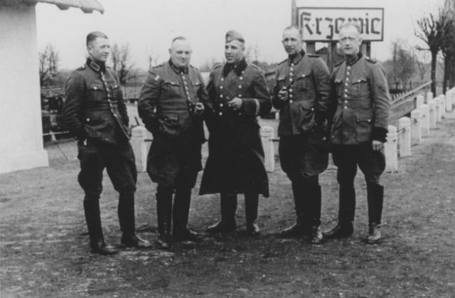 batallón 101,policías, alemanes,nazis,segunda guerra mundial, holocausto, shoah